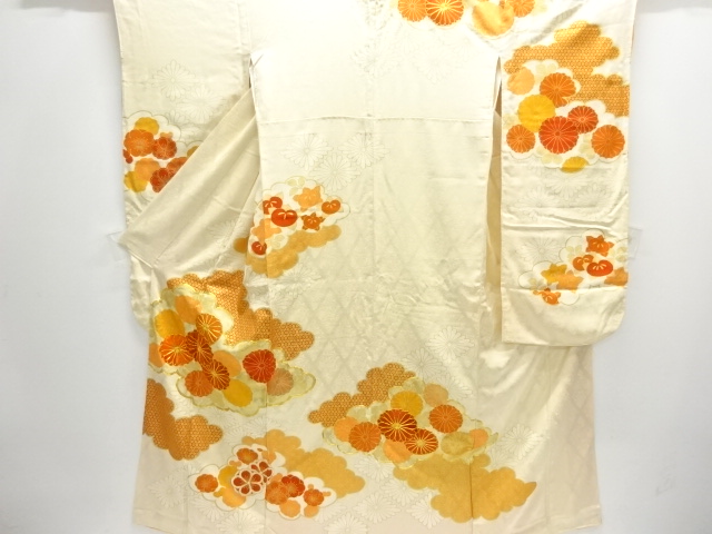 JAPANESE KIMONO / ANTIQUE FURISODE / SILK / EMBROIDERY / KIKU